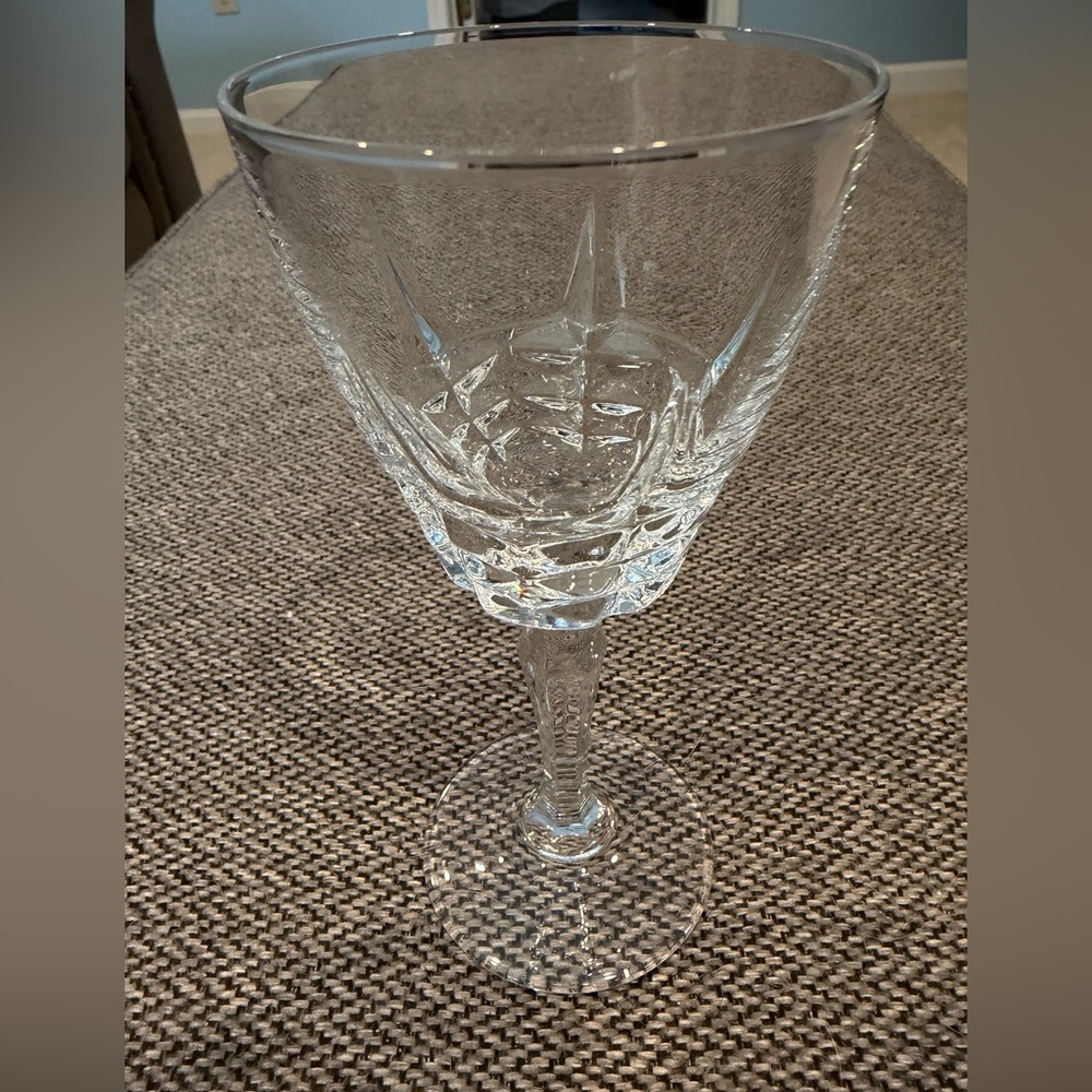 Glass Wine Glass (One)